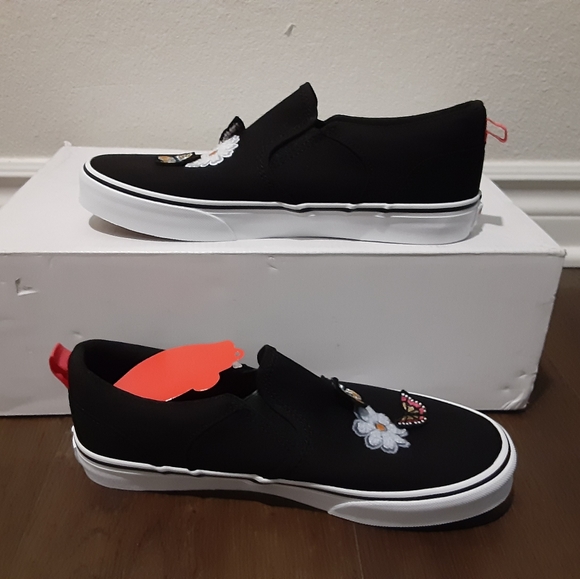 Vans - Picture 4 of 4